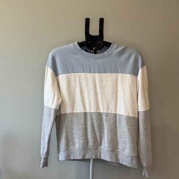 10Thousand Colorblock Crewneck Sweatshirt – Size M - Picture 1 of 2